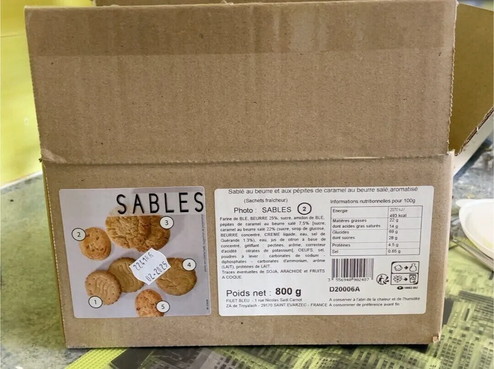 Sablés au beurre et aux pépites de caramel au beurre salé