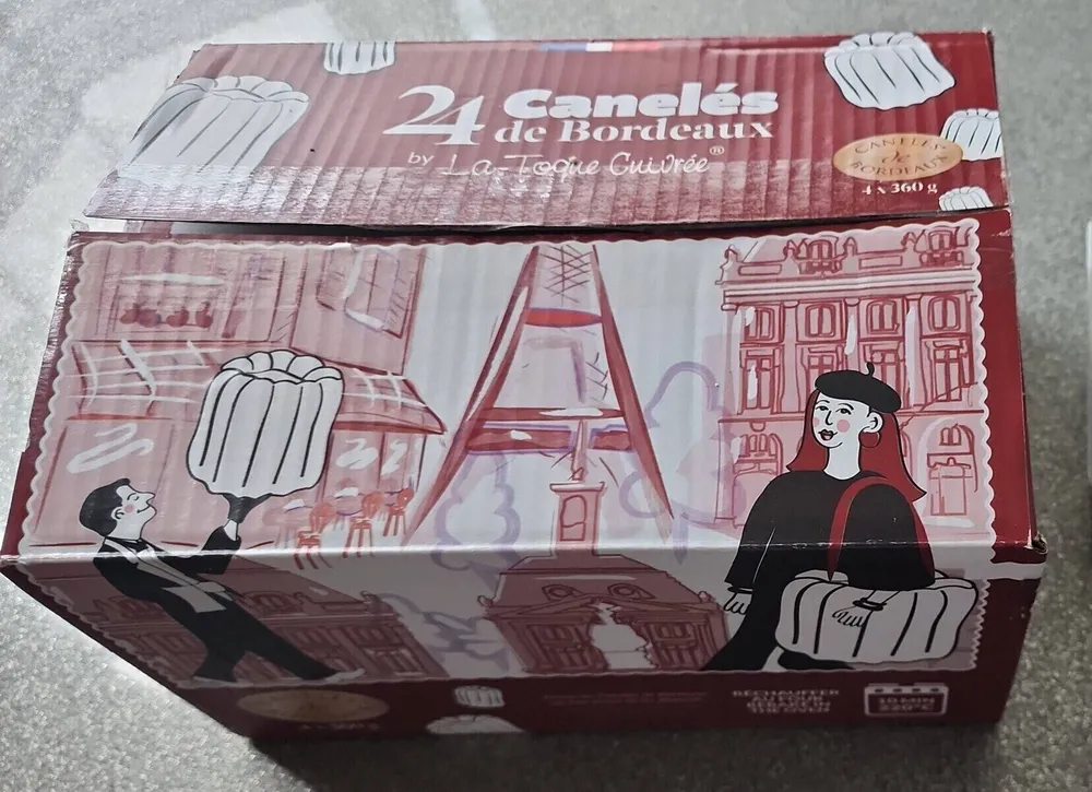 Cannelés de bordeaux
