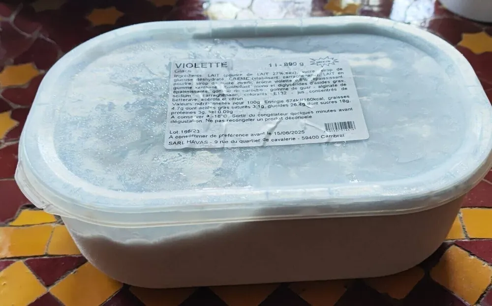 Glace à la violette