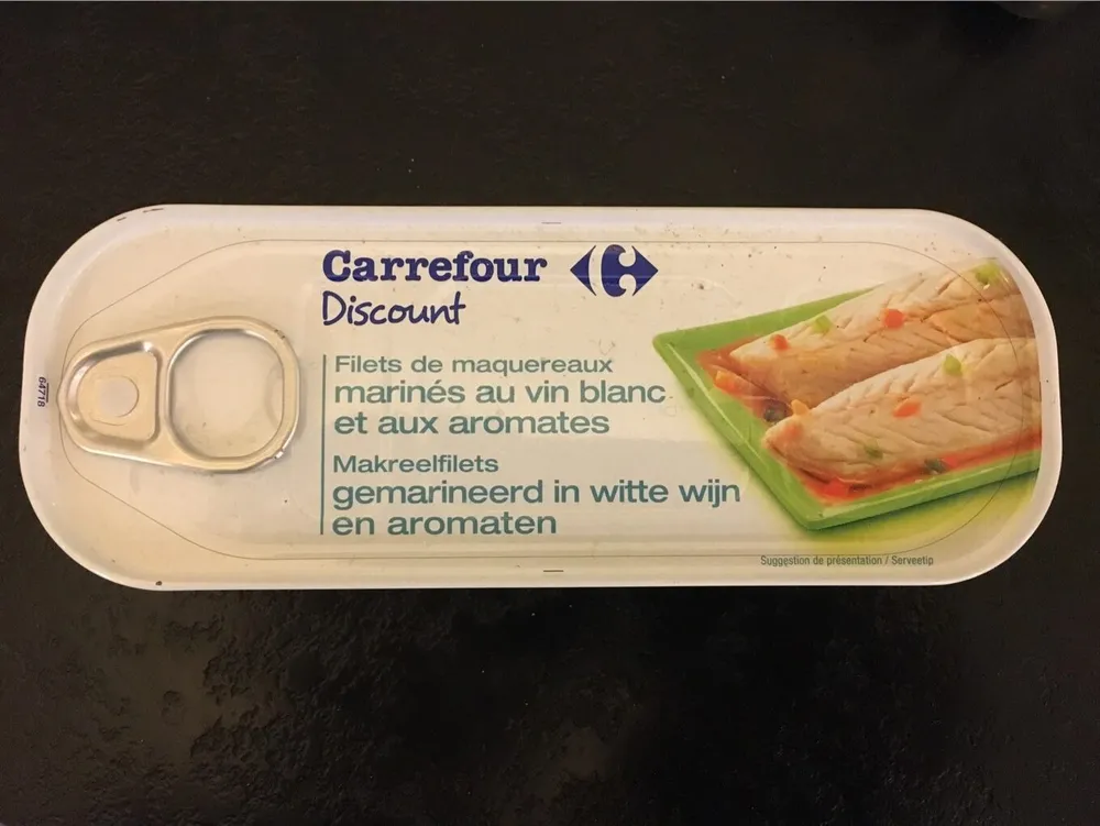 Filets De Maquereaux Marinés Au Vin Blanc Et Aromates