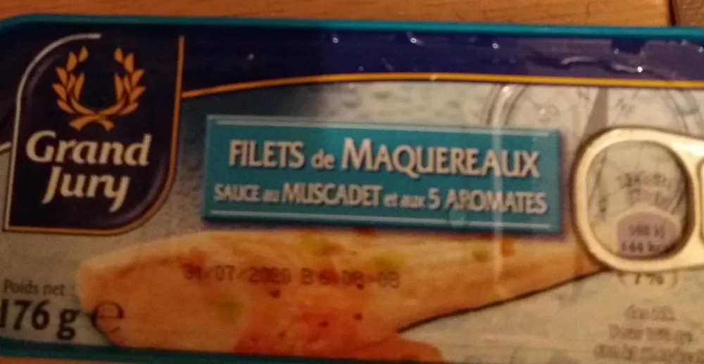 Filets de maquereaux sauce au Muscadet et aux 5 aromates