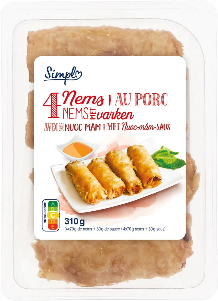 4 Nems au porc avec sauce nuoc-mâm