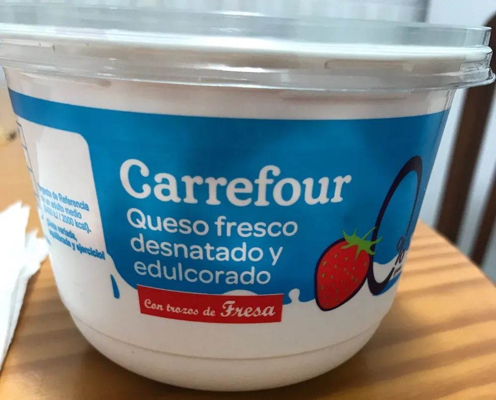 Queso Fresco Batido Con Fresas 0%