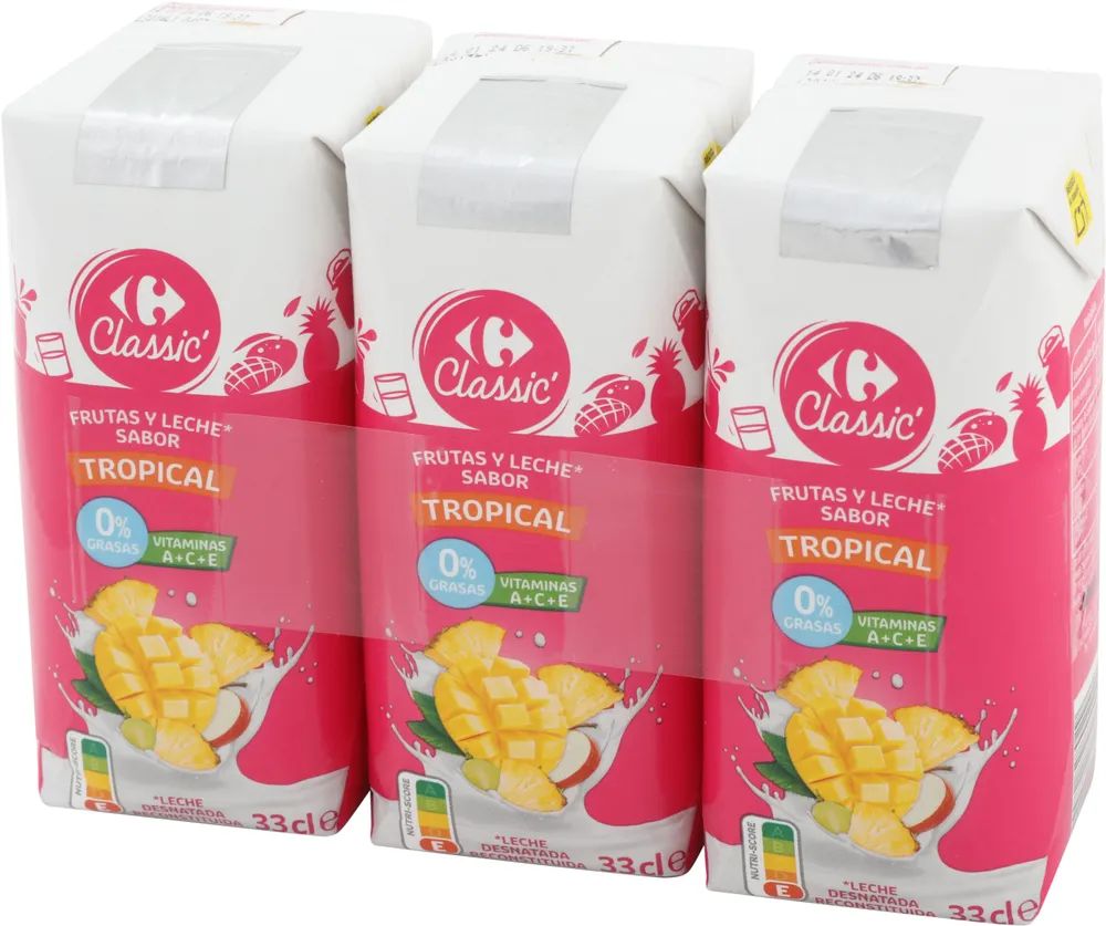 Bebida de leche y frutas tropical