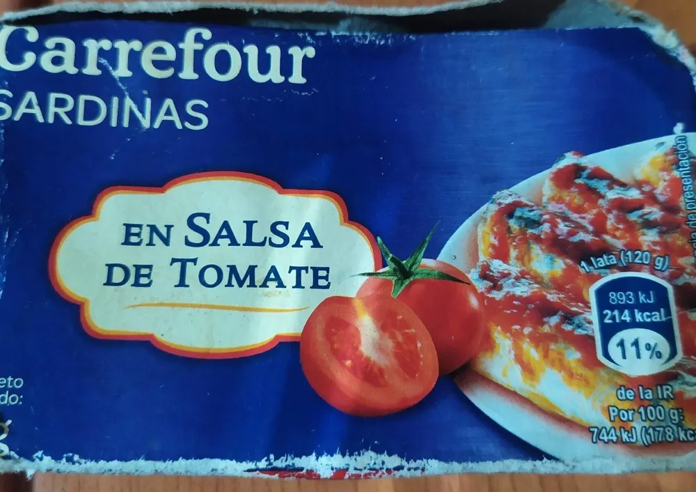 Sardinas en salsa de tomates