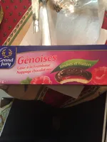 Génoises coeur à la famboise nappage chocolat noir