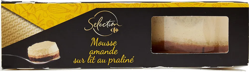 MOUSSE AMANDE sur lit de praliné