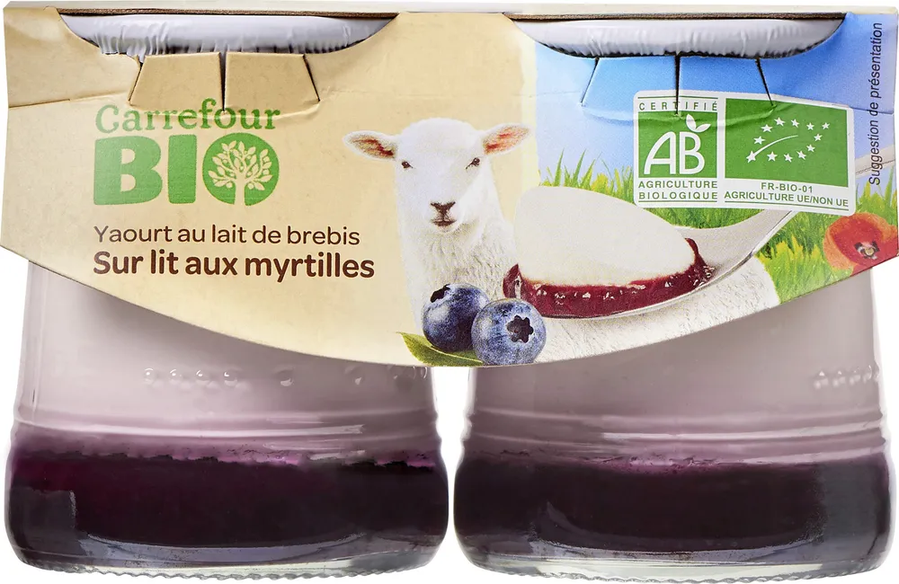 Yaourt au lait de brebis sur lit de myrtilles
