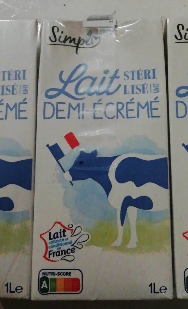 Lait stérilisé UHT demi-écrémé