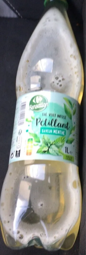 Thé vert infusé pétillant