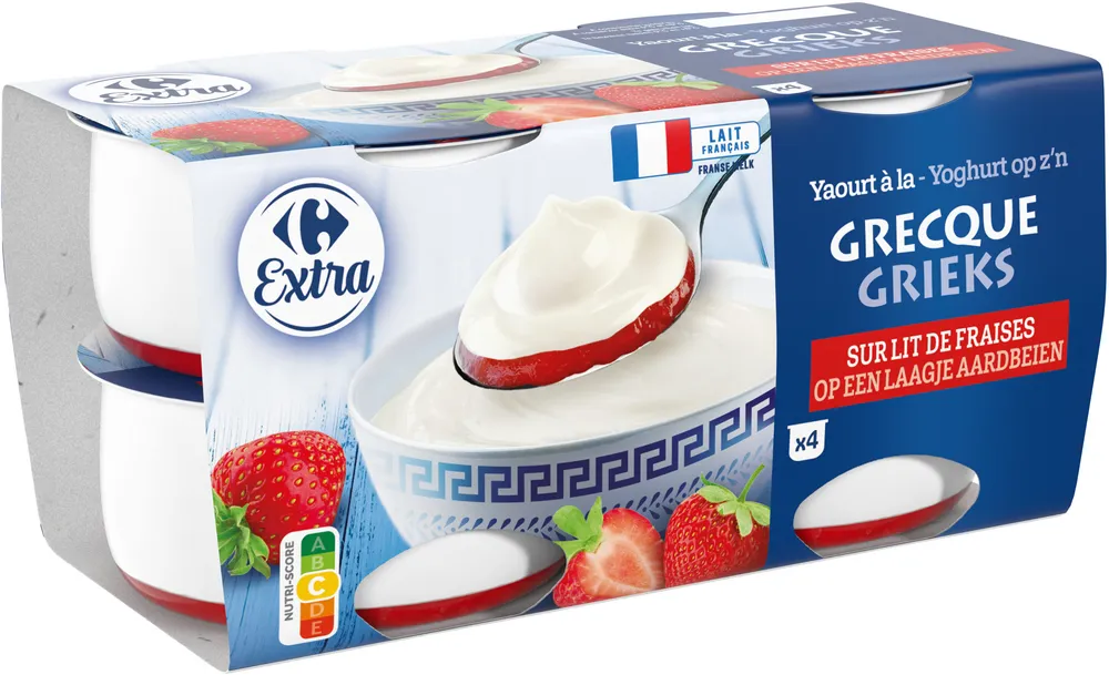 Yaourt à la GRECQUE SUR LIT DE FRAISES