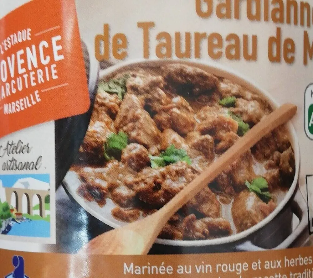 Gardianne de taureau de Manade