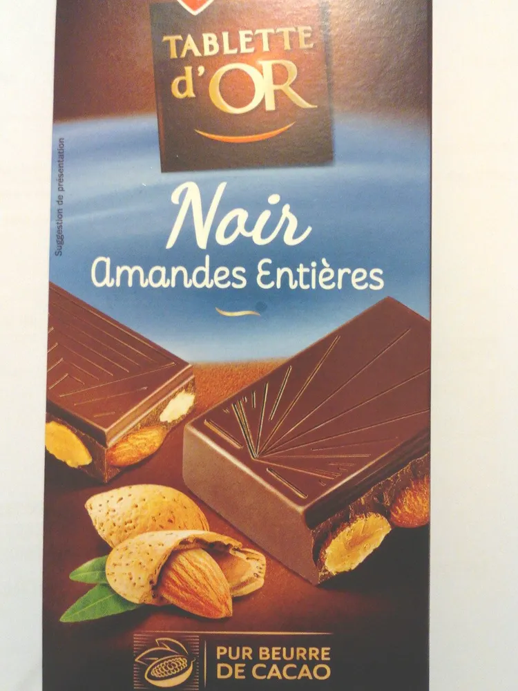 tablette d'or noir amandes entières
