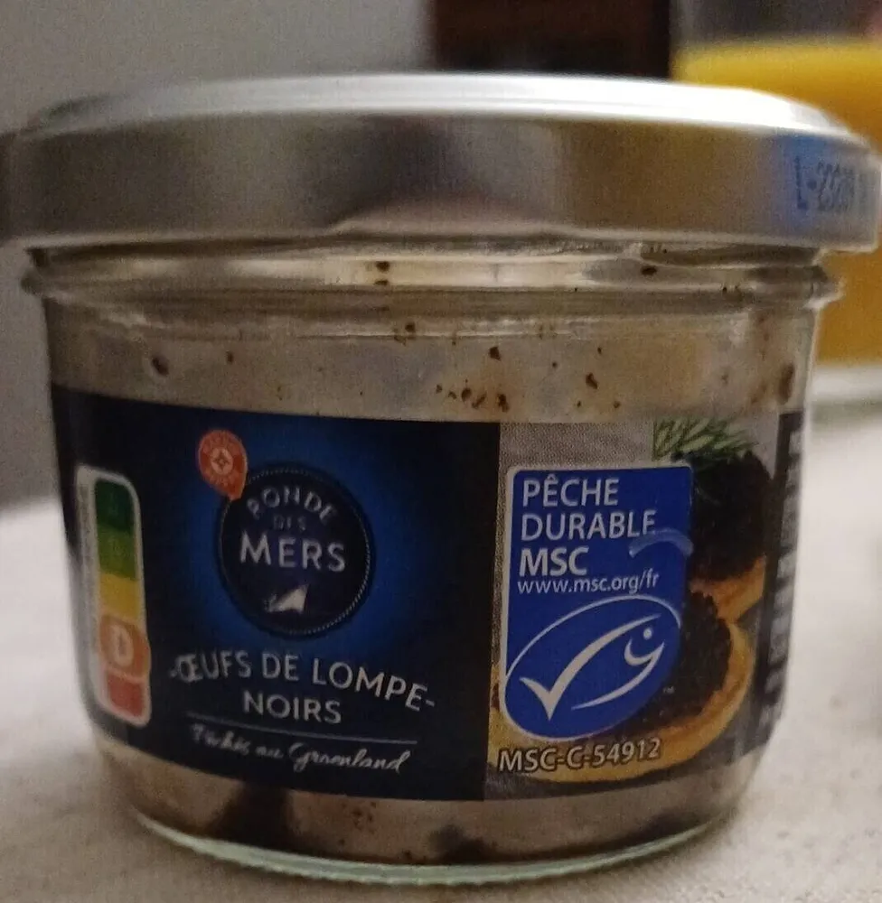 Oeufs de lompes noirs
