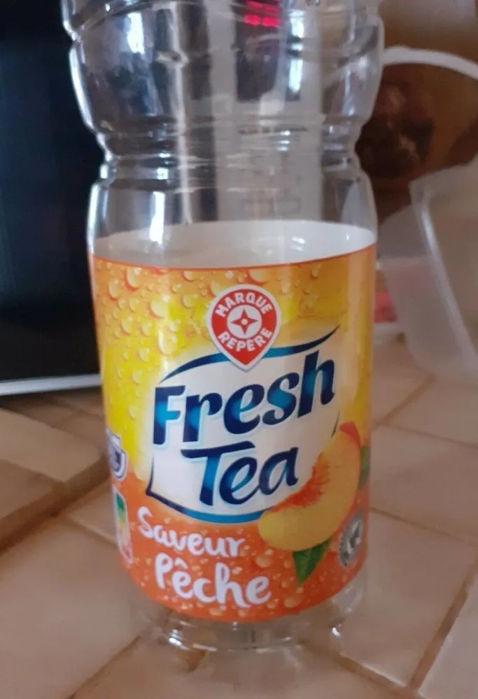 Boisson au thé à la pêche