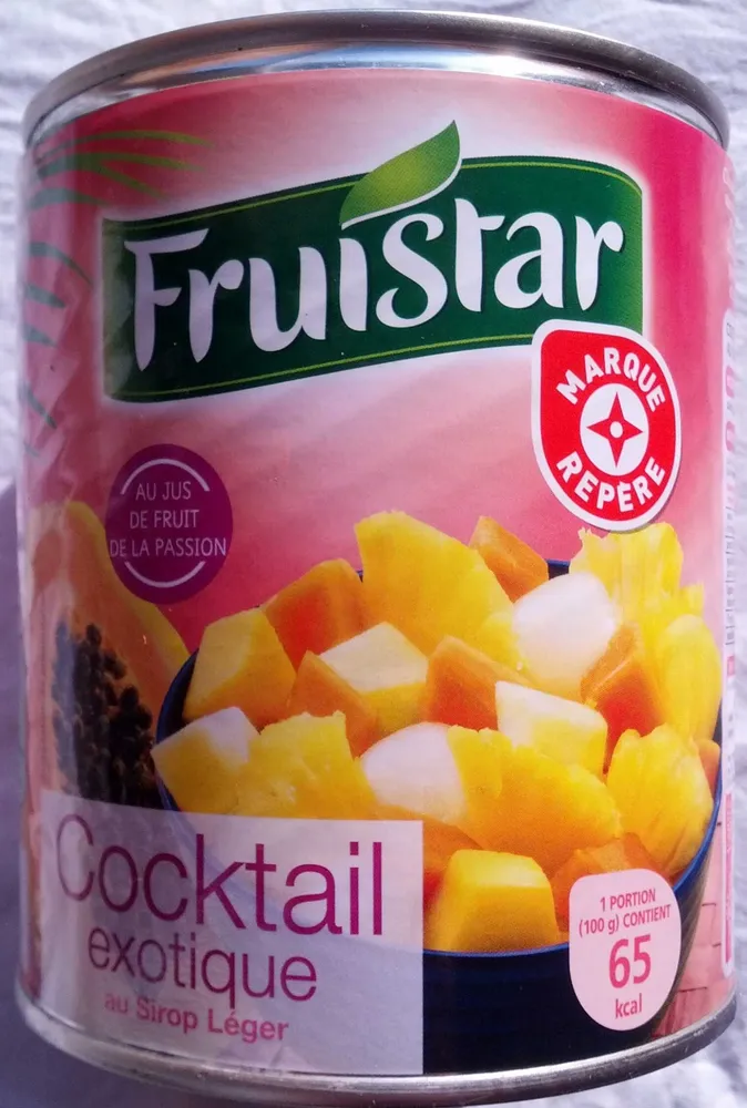 Cocktail exotique au sirop léger