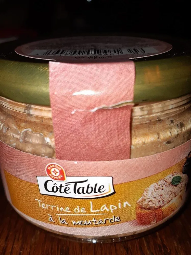 Terrine de lapin à  la moutarde