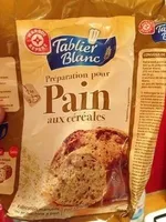 Préparation pain aux céréales