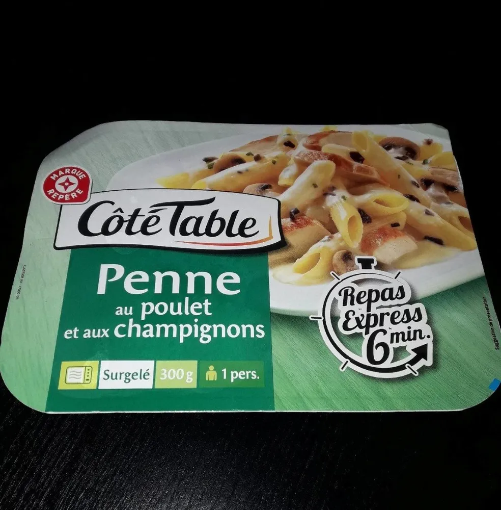Penne au poulet et aux champignons surgelé