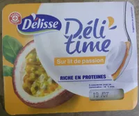 Encas riche en protéines sur lit de passion