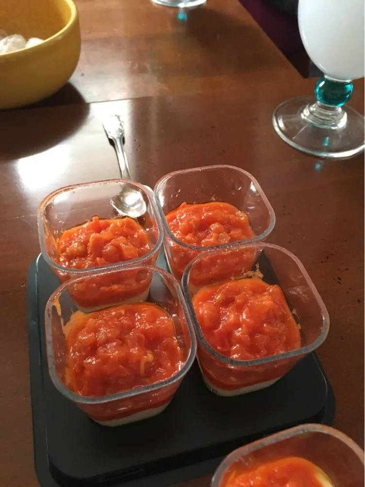Verrines chèvre et tartare de tomate