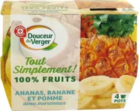 Spécialité de fruits avec morceaux ananas, banane et pomme