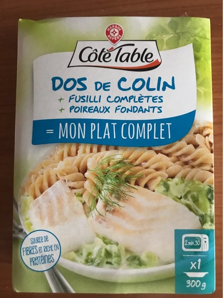 Dos de colin et fondue de poireaux et penne complètes