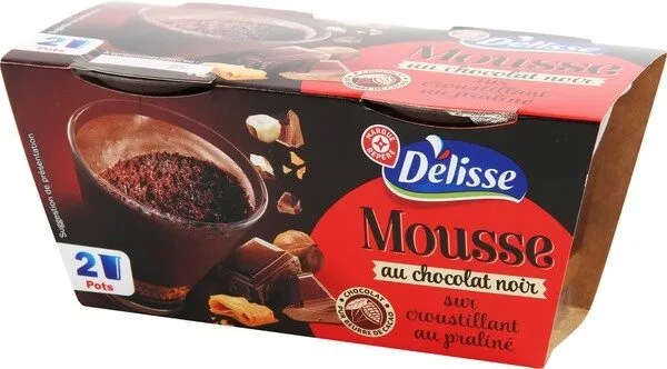 Mousse au chocolat noir sur croustillant praliné