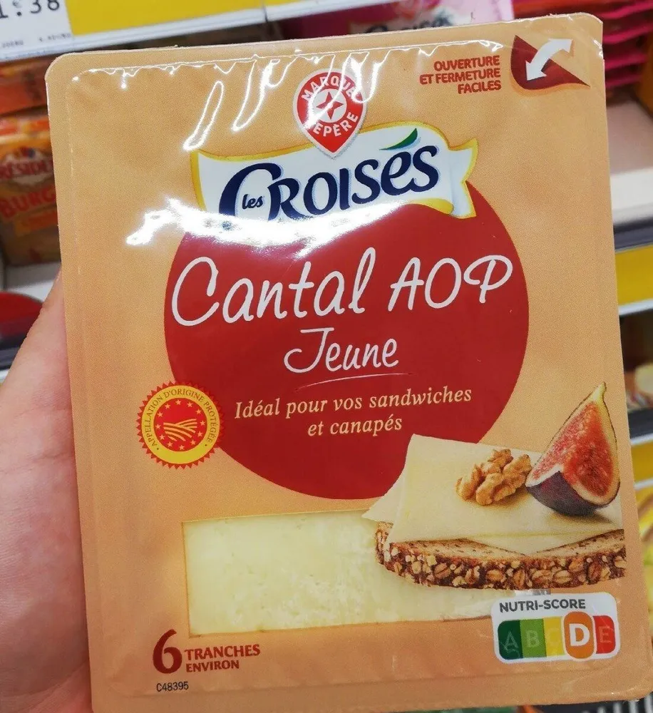 Cantal AOP jeune