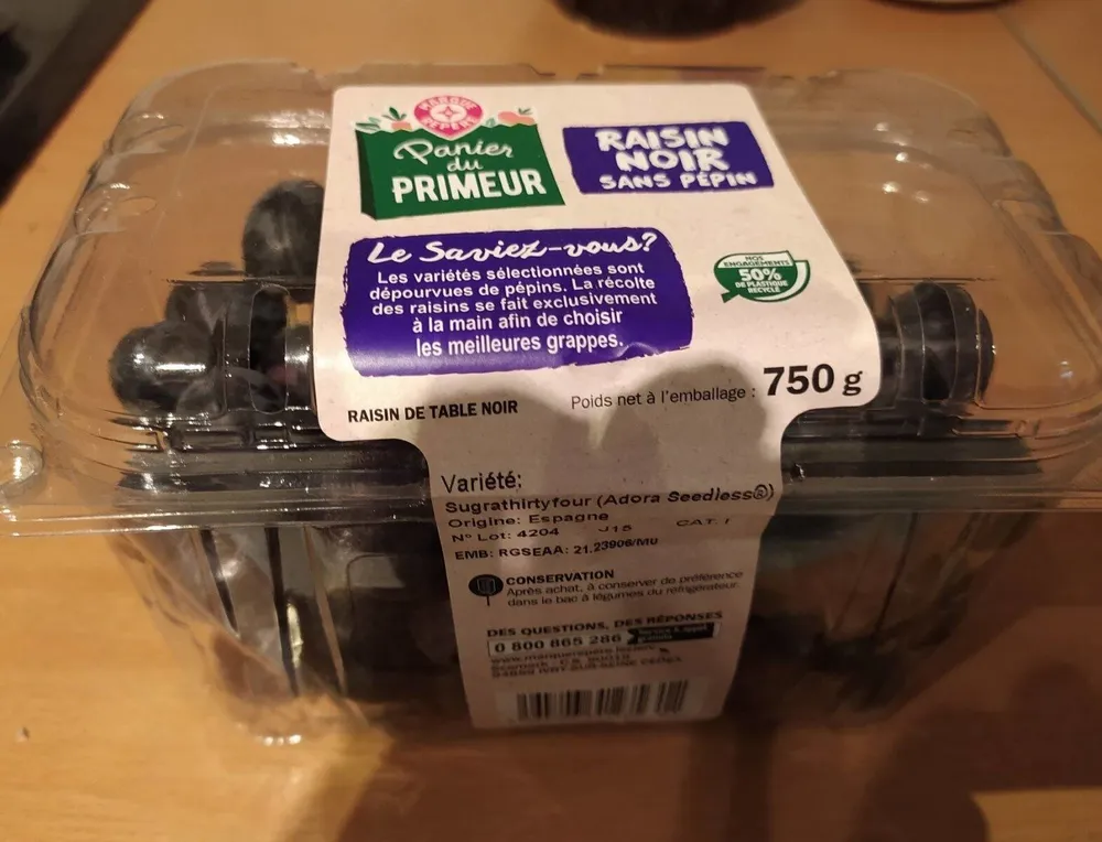 Raisin noir sans pepins