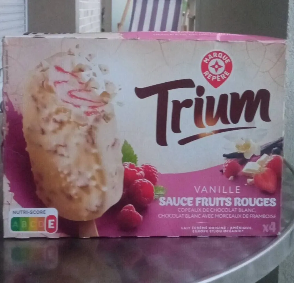 Glace vanille fruits rouges