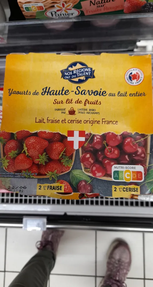 Yaourt au Lait Entier de Haute Savoie sur Lit de Fruits Rouges