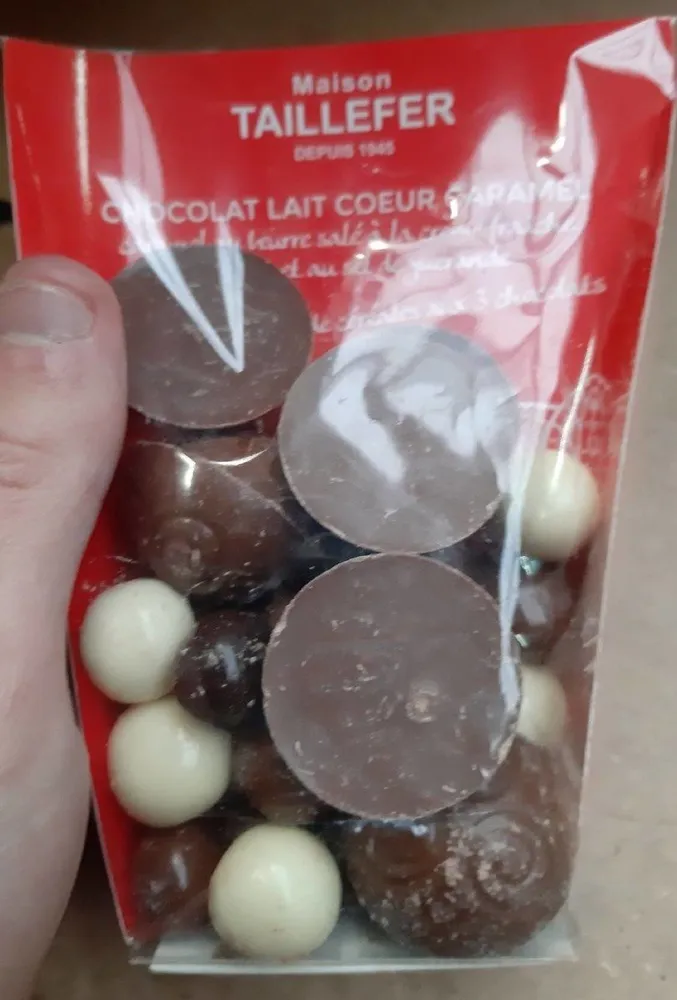 Chocolat lait coeur caramel