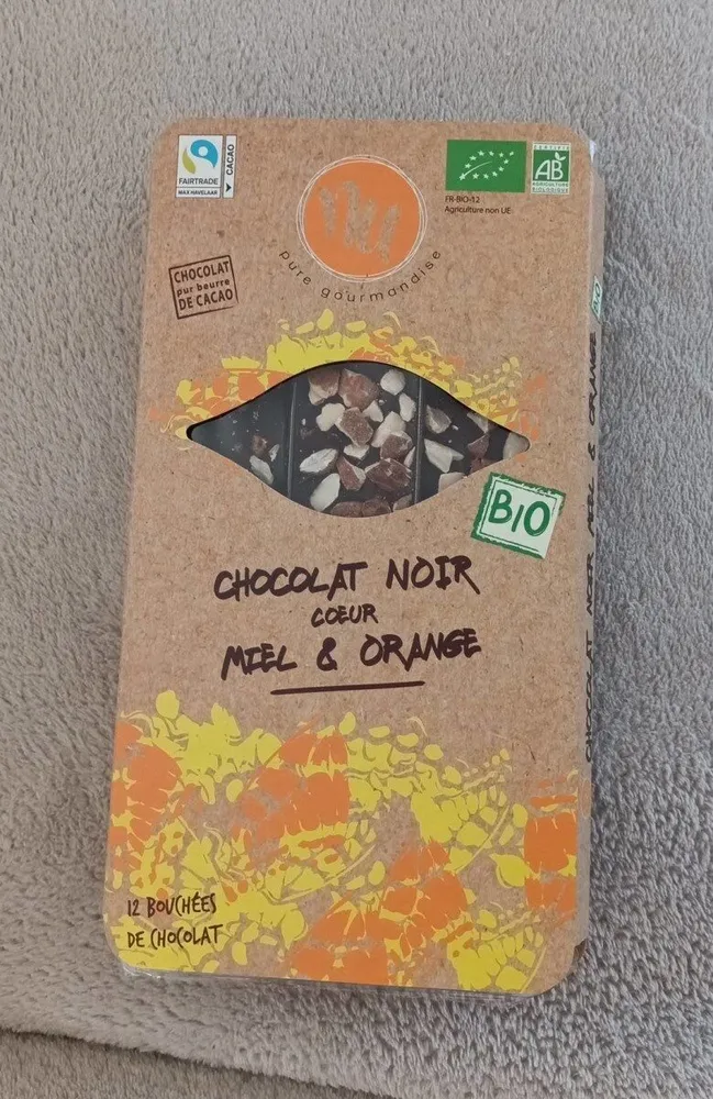 Chocolat noir cœur miel et orange