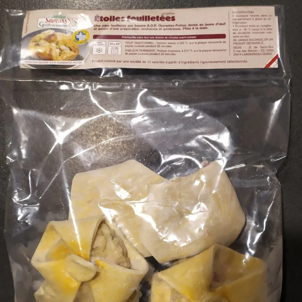 Étoiles feuilletées poulet poireaux petits lardons