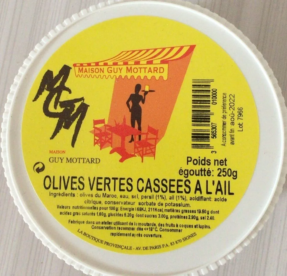 Olives vertes cassees a l’ail