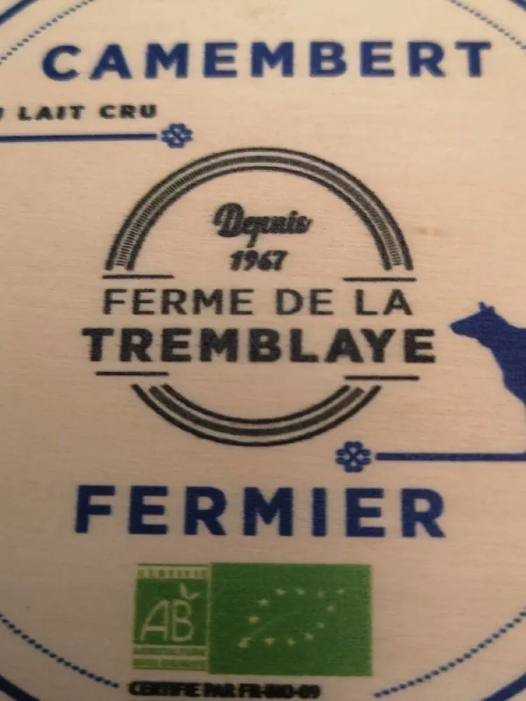Camembert fermier bio cru