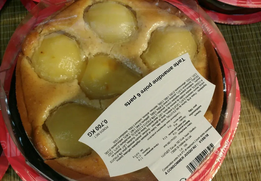 Tarte amandine poire 6 parts La pièce de