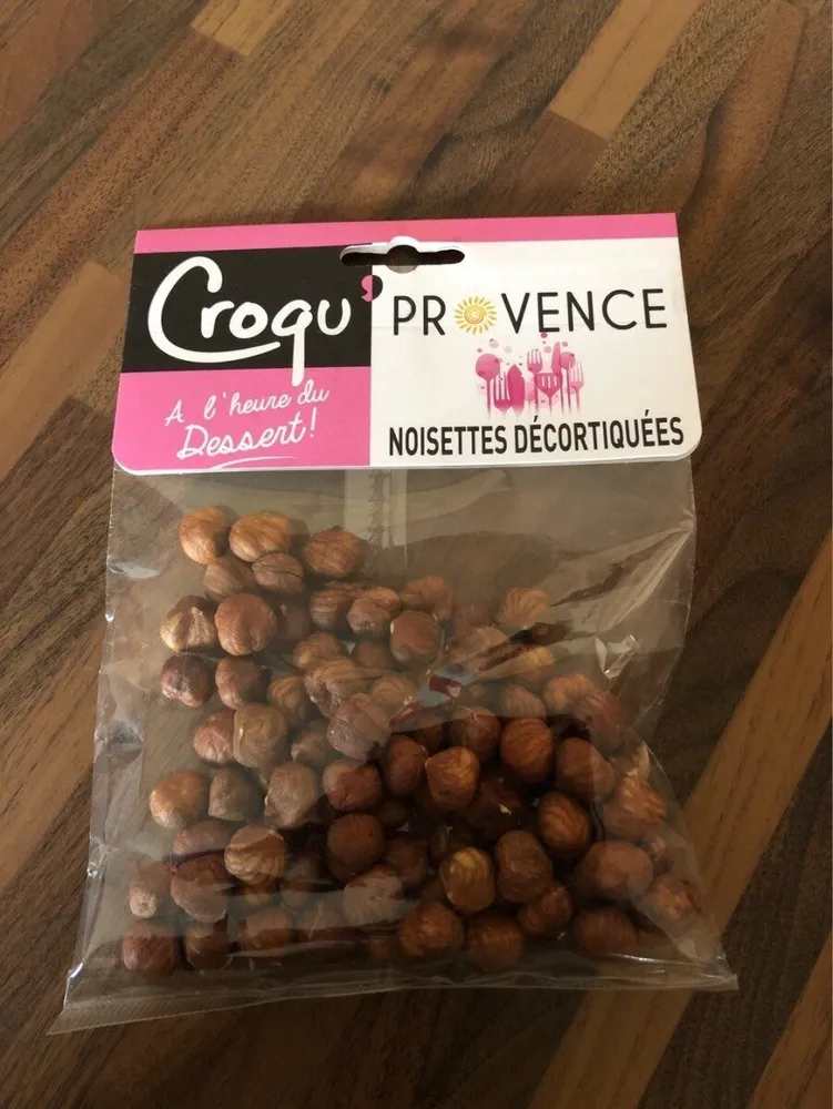 Noisettes décortiquées