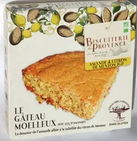 Le gâteau moelleux avec 35% d'amandes