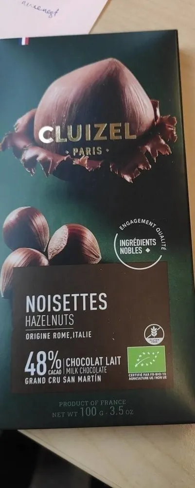 Chocolat lait noisettes