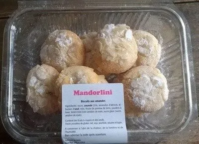 Mandorlini