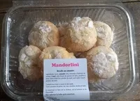 Mandorlini