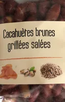 Cacahuètes brunes grillées salées