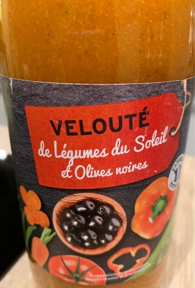 Velouté de Legumes du soleil et olives noires