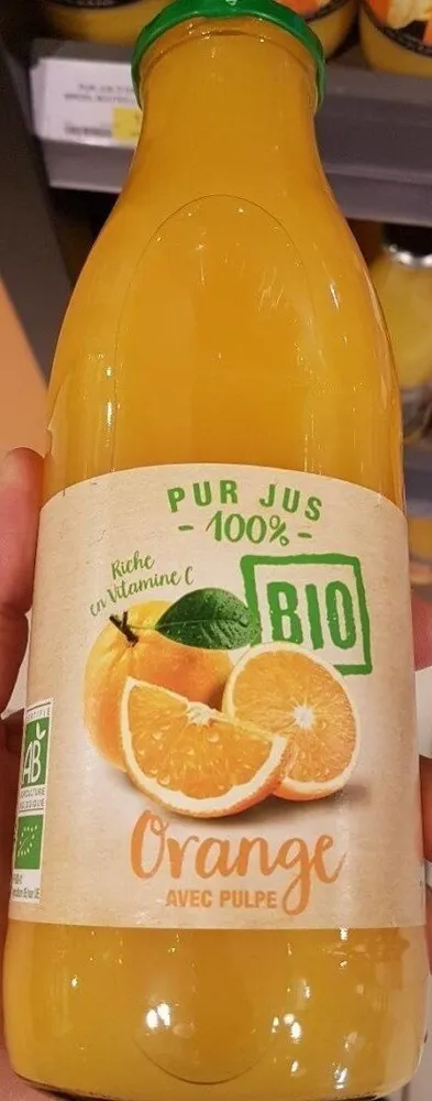 Jus d'orange bio avec pulpe