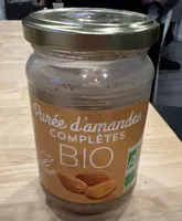 Purée d’amandes complètes