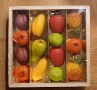Carré bois fruits pâte d'amande