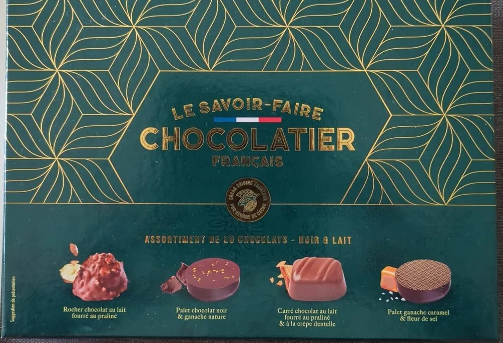 ASSORTIMENT DE 20 CHOCOLATS - NOIR & LAIT