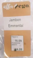 Sandwich au pain spécial garni de jambon cuit et d'emmental